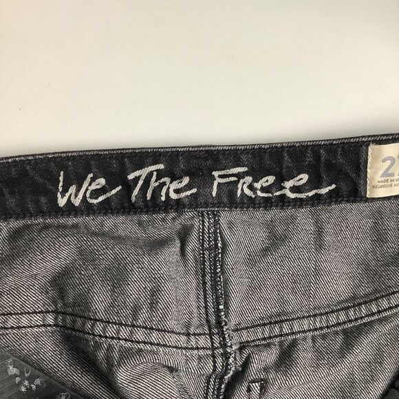 We The Free People Black Denim High-Waisted Distressed Fringe Hem Shorts Size 27 - Picture 3 of 11